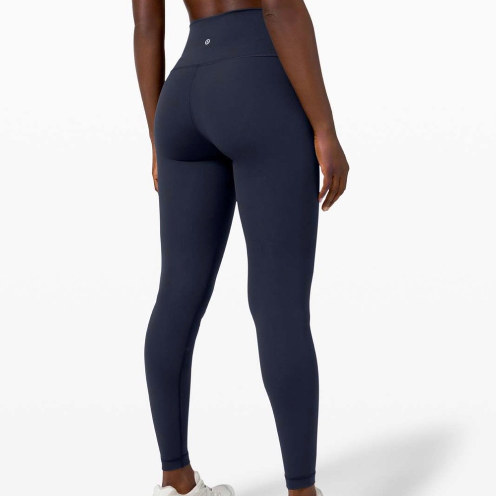 PREFECT CONDITION LULULEMON Wonder Unders navy size 4